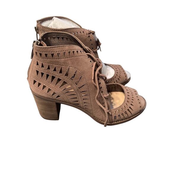 Vince Camuto Shoes - Vince Camuto Tarita Lace-Up Sandal Women US 9W Brown Suede Block Heel